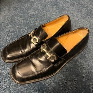 Men's Black Leather Ferragamo Loafers